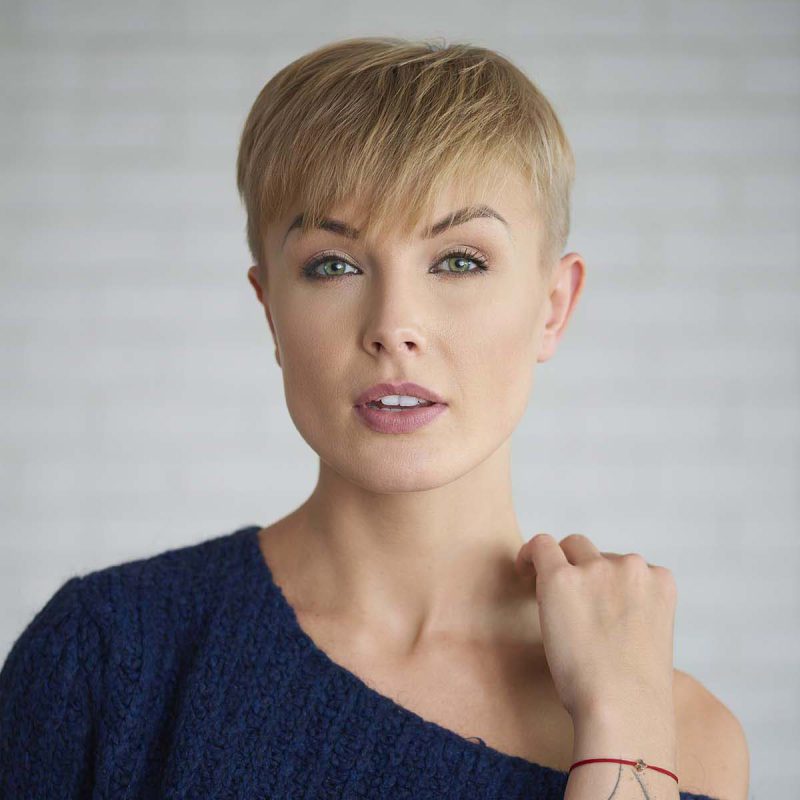 portrait-of-young-woman-at-studio-shot-2021-04-03-00-08-45-utc.jpg